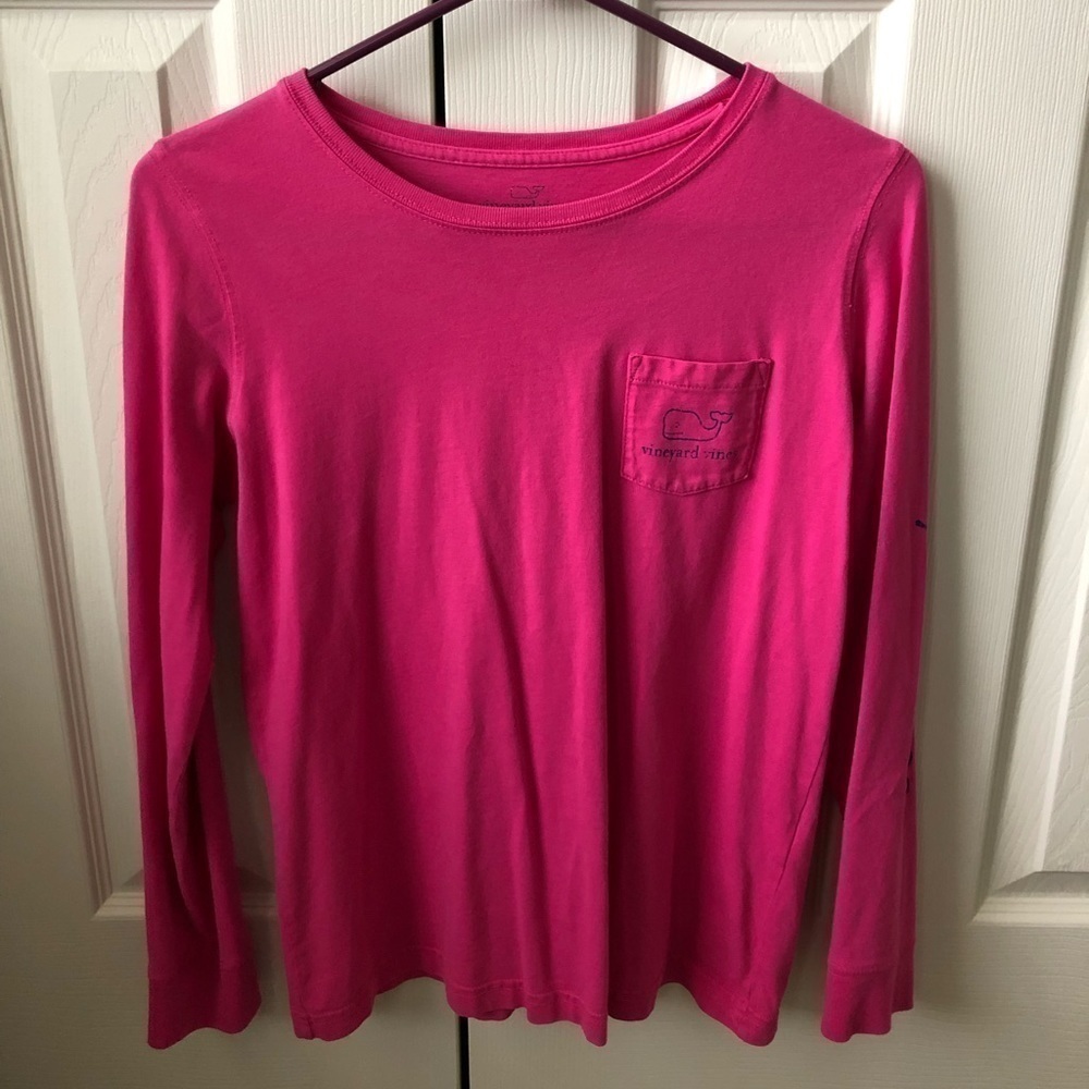 Vineyard Vines Whale Logo Long Sleeve Tee